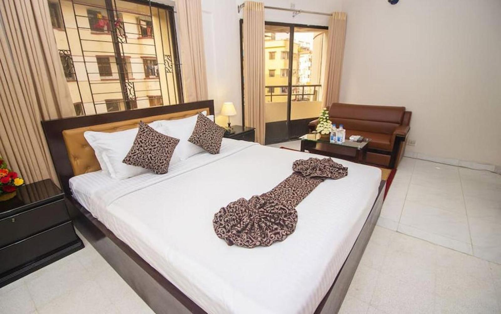 Hotel Suite Palace Baridhara Dhaka Zewnętrze zdjęcie